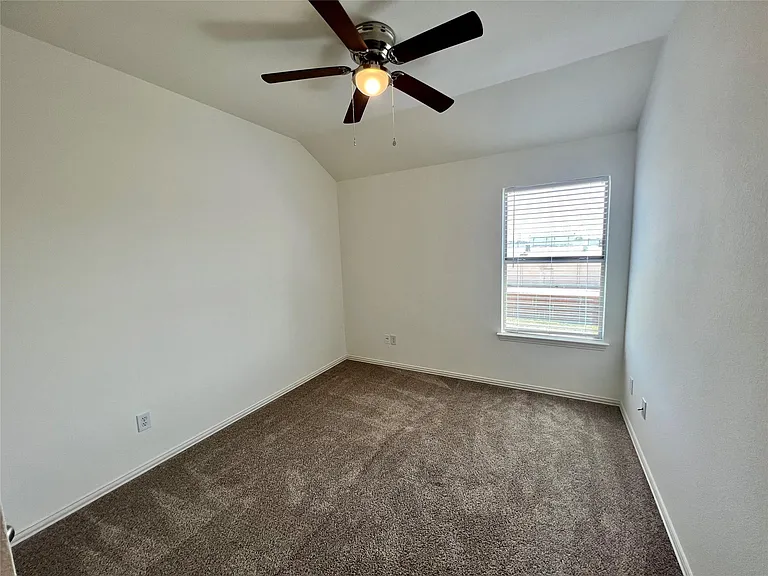229 Irick Ct — Photo 9