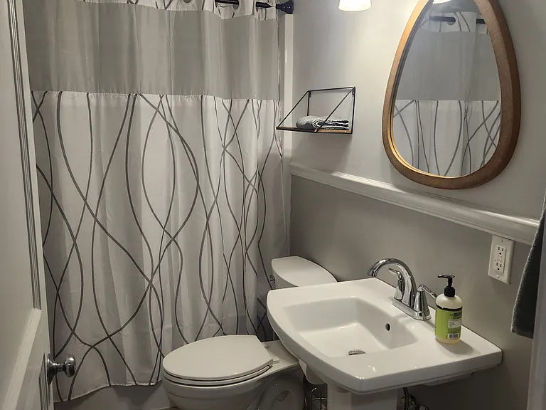151 S Green St #3 — Photo 11