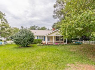 382 Elizabeth St, Commerce, GA 30529