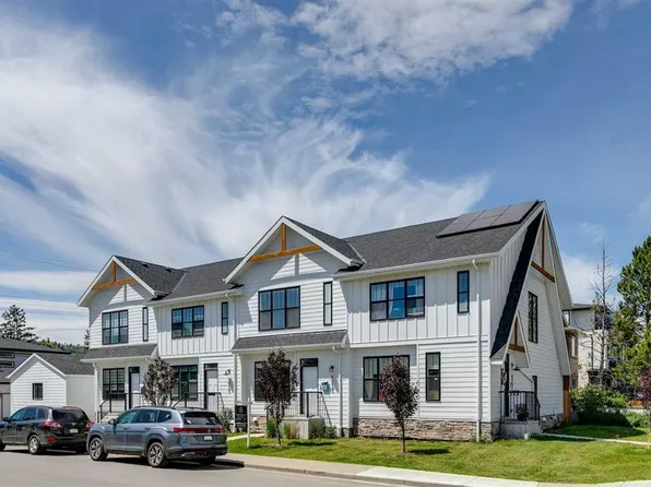 1927 S 42nd St NW, Calgary, AB T3B 5R3
