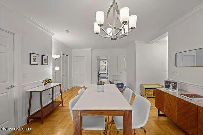 25 W Elm St #40 — Photo 11