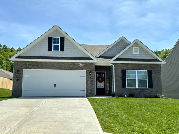 1028 Tara Ct, Blountville, TN 37617