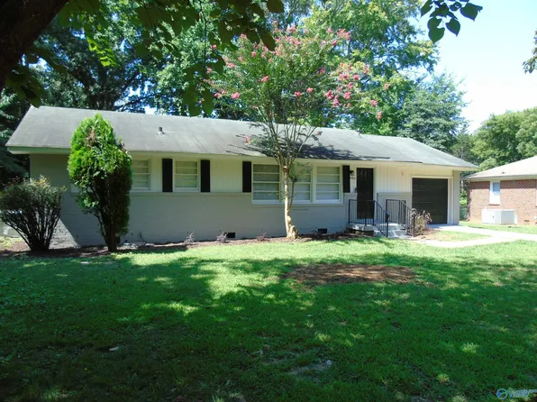 2019 Lance Rd NW, Huntsville, AL 35810