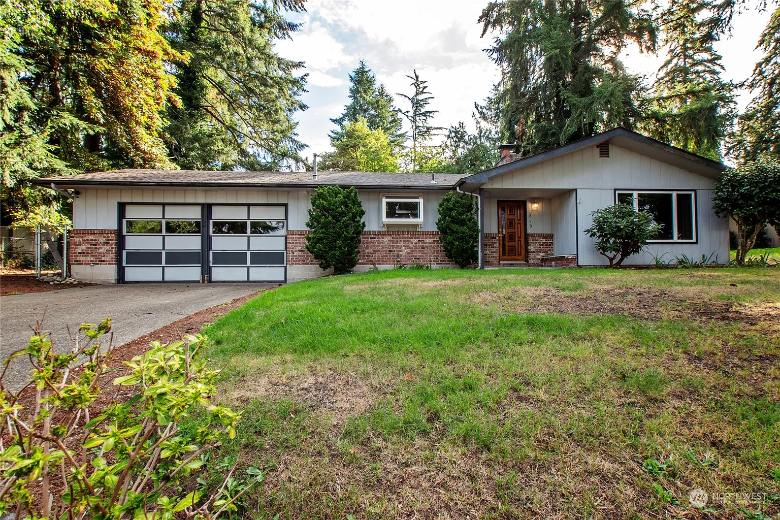 610 Ranger Drive SE photo 1