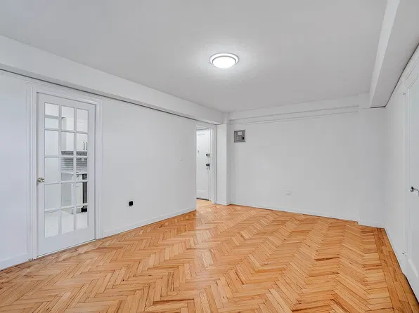 160 72nd St APT 751, Brooklyn, NY 11209