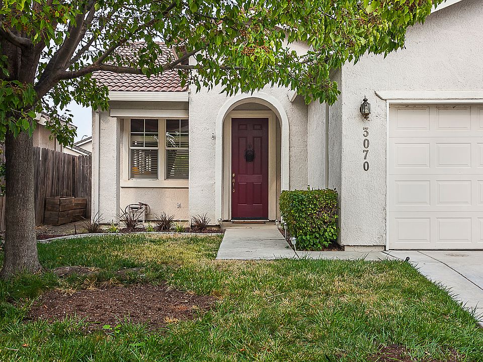 1st image of 3070 Lanai Ct