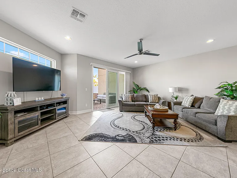 144 Mediterranean Way — Photo 18
