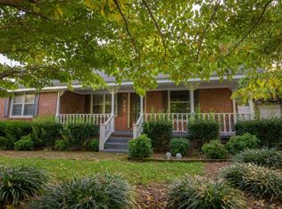 207 4th Ave N, Decherd, TN 37324
