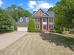 210 Highlands Lake Dr, Cary, NC 27518