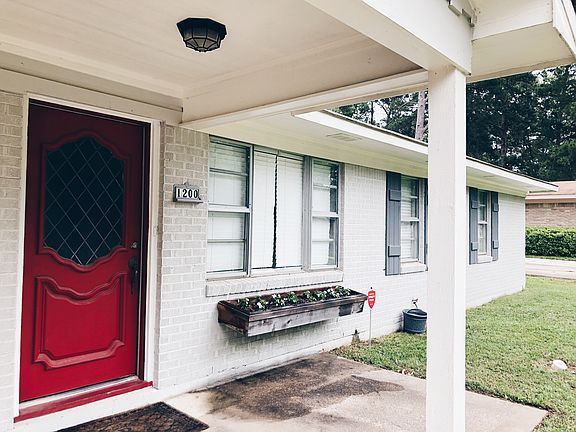 Front Door & Flower Box