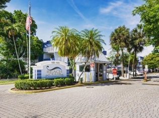 9359 Fontainebleau Blvd APT F307, Miami, FL 33172