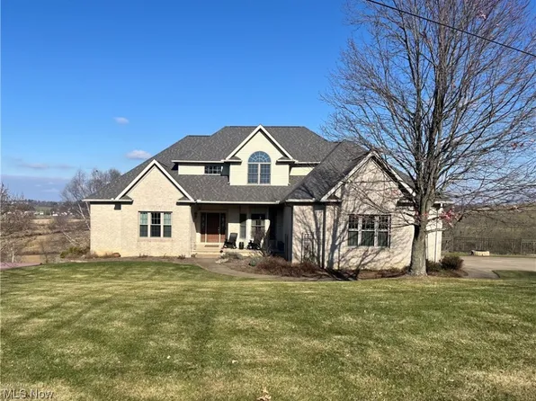 9659 Yoder Rd SW, Sugarcreek, OH 44681