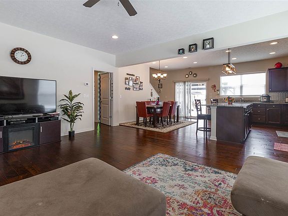 5th image of 1136 Aristides Dr