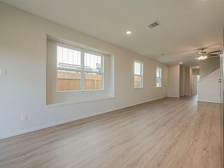 27966 Western Creek Ct — Photo 19