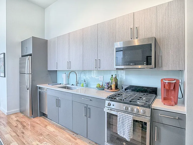 1504 W Haddon Ave — Photo 5