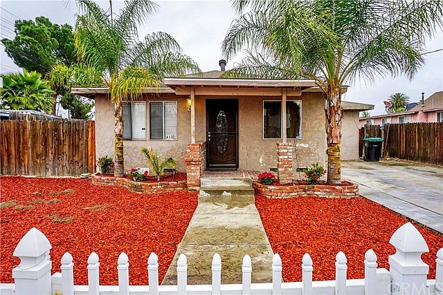 1st image of 418 W Acacia Ave