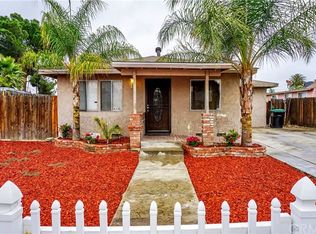 418 W Acacia Ave, Hemet, CA 92543