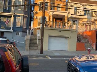 714 11th St #3, Union City, NJ 07087