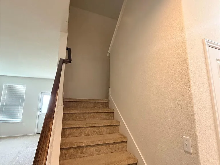 11704 Monterosso Dr — Photo 14