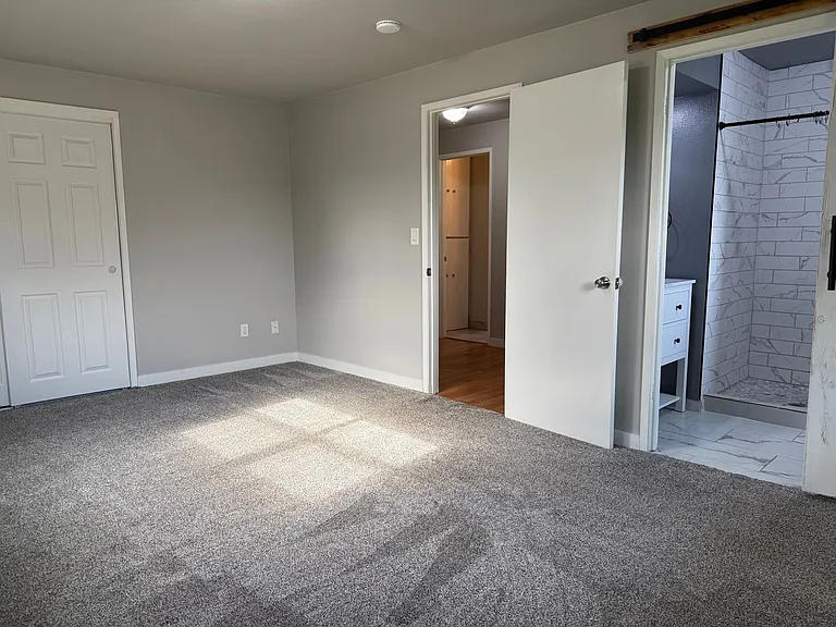 204 Hillcrest Dr — Photo 19