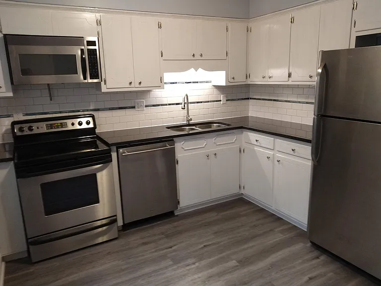 1450 Dover Rd #C — Photo 1