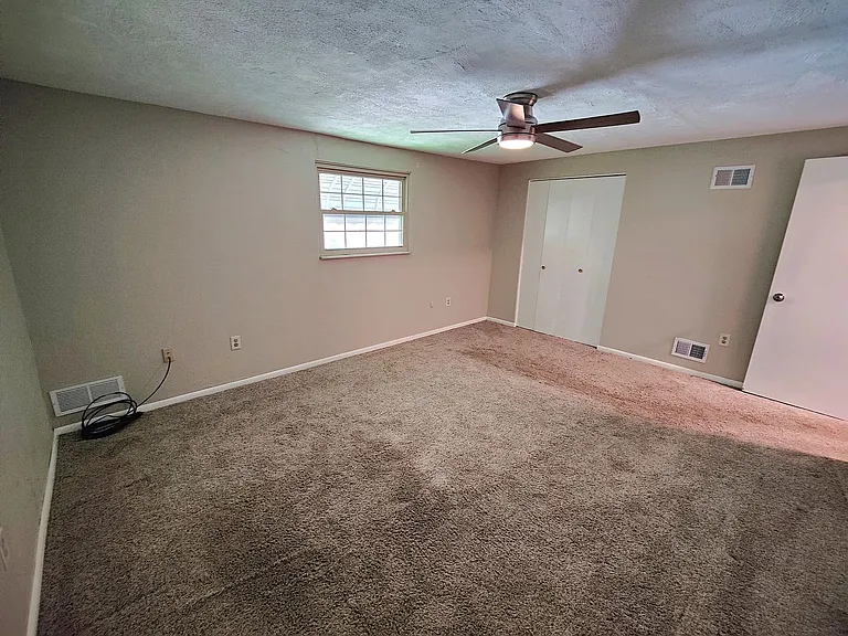 1704 Anna Ave — Photo 16