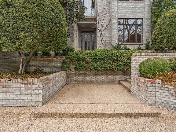 4th image of 3716 Briarhaven Rd