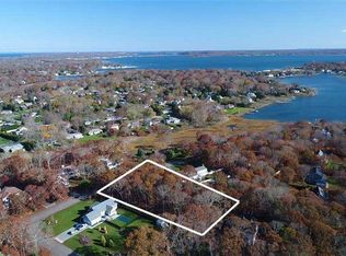 510 Sleepy Hollow Ln, Southold, NY 11971