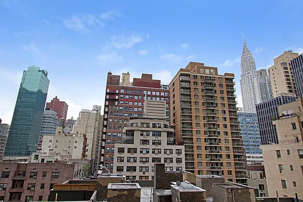 Rented by Corcoran | media 7