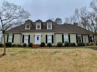410 Castle Rd, Dalton, GA 30720