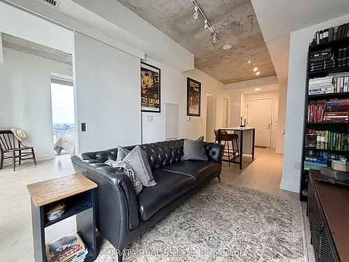 65 Mutual St #2708 Photo 1