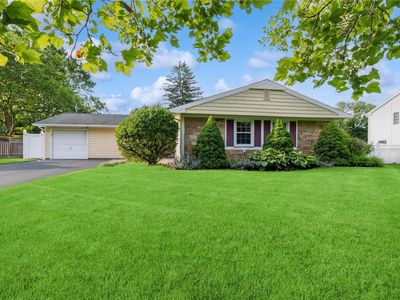 16 Mystic Way, Stony Brook, NY, 11790