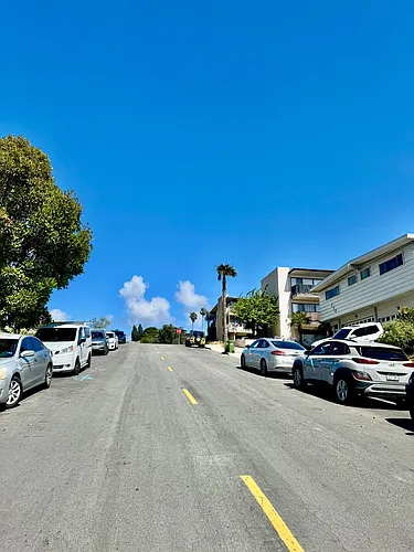 Move In Special $100 Off The Rent For The 1st 4 Months! Spacious 2 Bedroom / 1 Bathroom.Large Ope... Photo 1