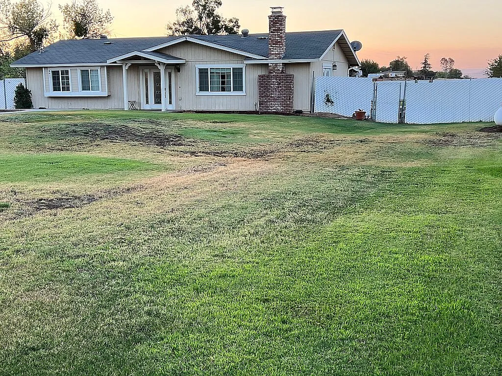 11056 E Sierra Ave photo 1