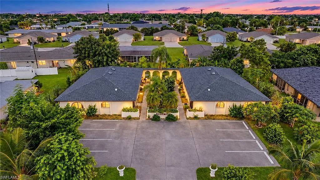 Cape Coral — Photo 1