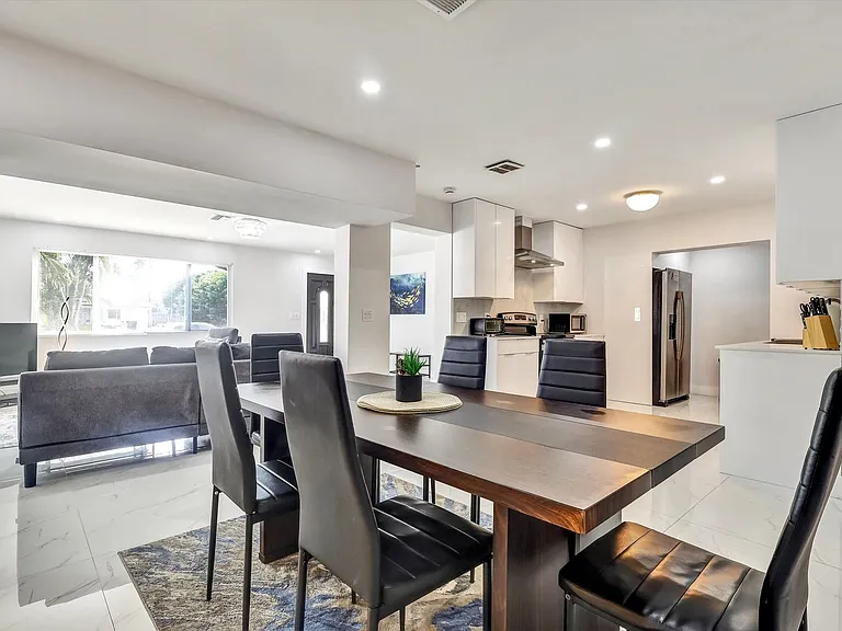 255 Glouchester St — Photo 14