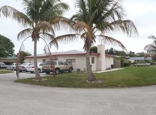 3138 Riddle Rd, West Palm Beach, FL 33406