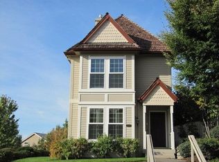 2303 NW Stimpson Ln, Portland, OR 97229