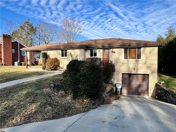 14535 Chris Dr, North Huntingdon, PA 15642