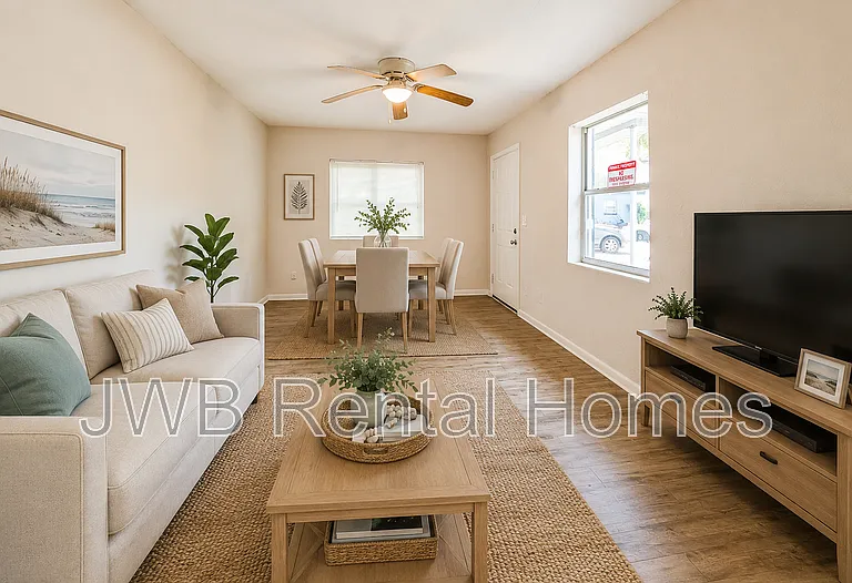 1059 Glencarin St — Photo 5