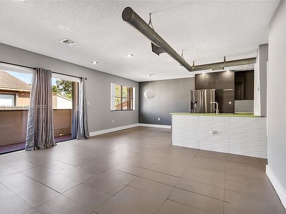 3rd image of 10639 SW 113th Pl #79D