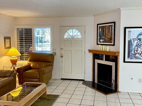 5th image of 22040 Gault St Unit 29