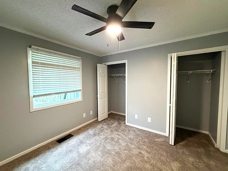 31 Canterbury Ct — Photo 20