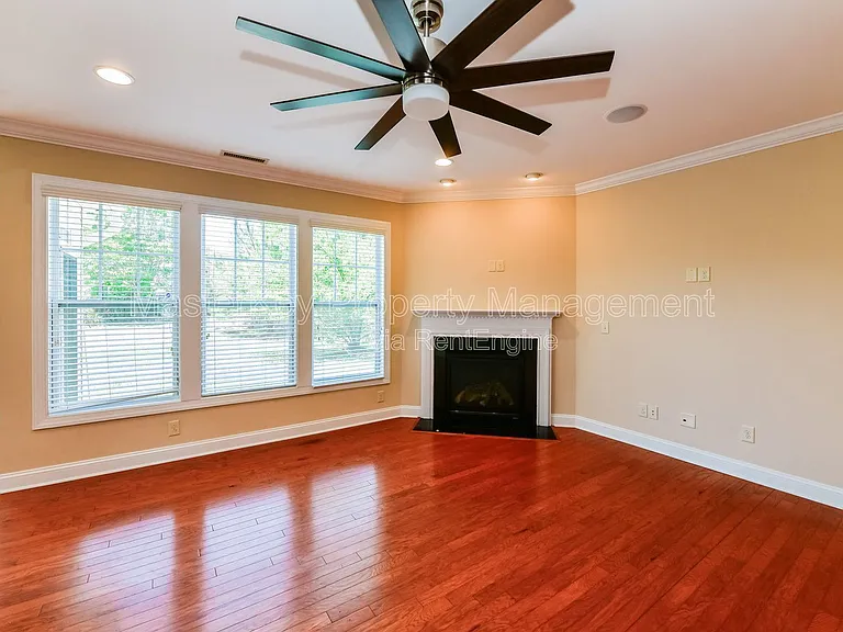 906 Keaton Ridge Ct — Photo 8