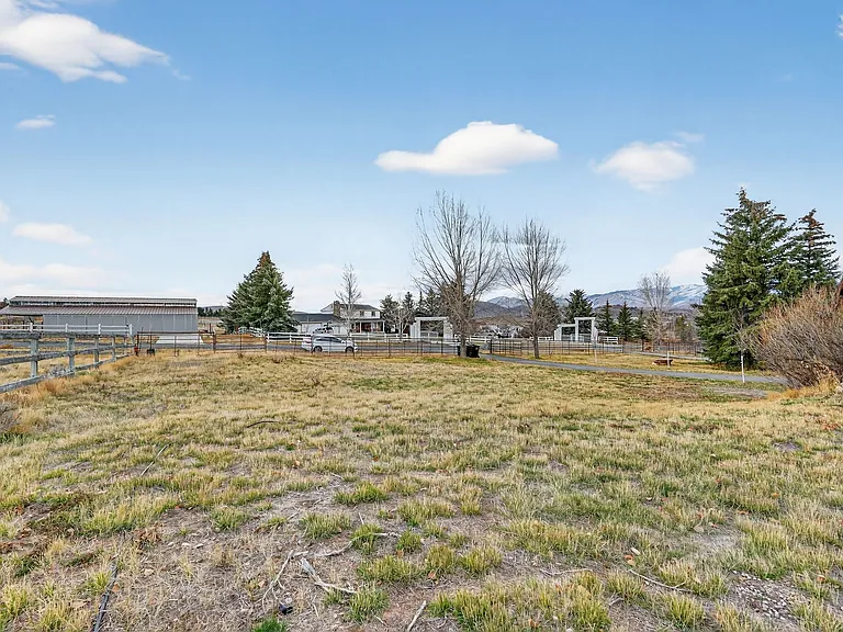 7693 N Whileaway Rd W — Photo 15
