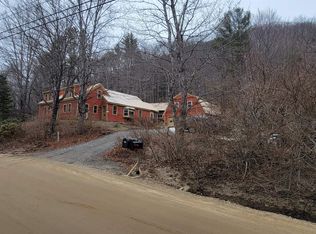 560 Bog Rd, Campton, NH 03223