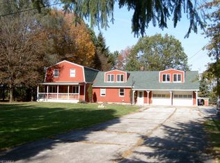 9397 Vermilion Rd, Amherst, OH 44001