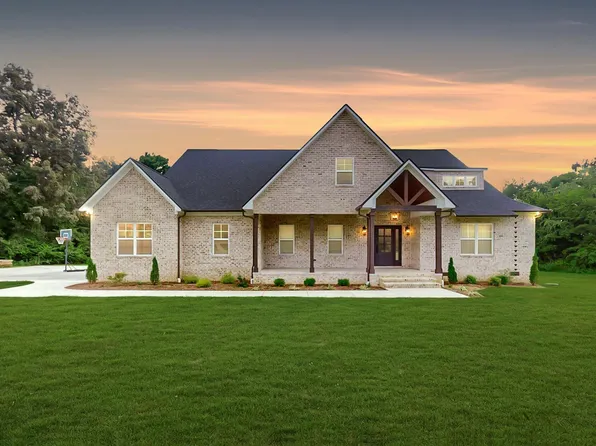 4245 State Route 121 N, Murray, KY 42071