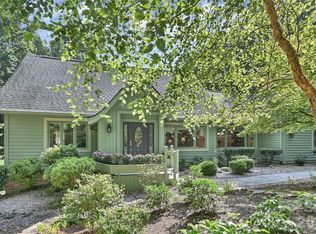3 Rodney Ct, Flat Rock, NC 28731