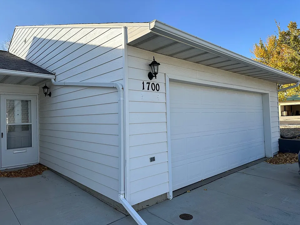 1700 14th St SW